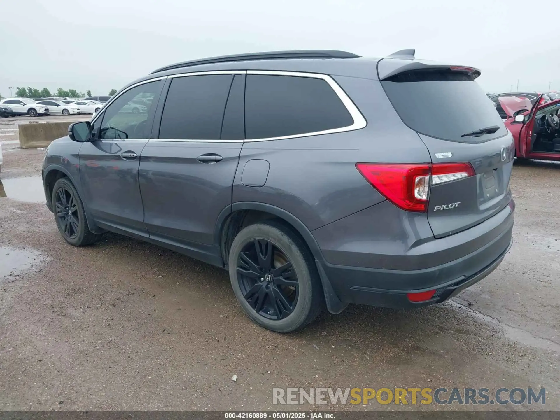 3 Photograph of a damaged car 5FNYF5H25MB024824 HONDA PILOT 2021