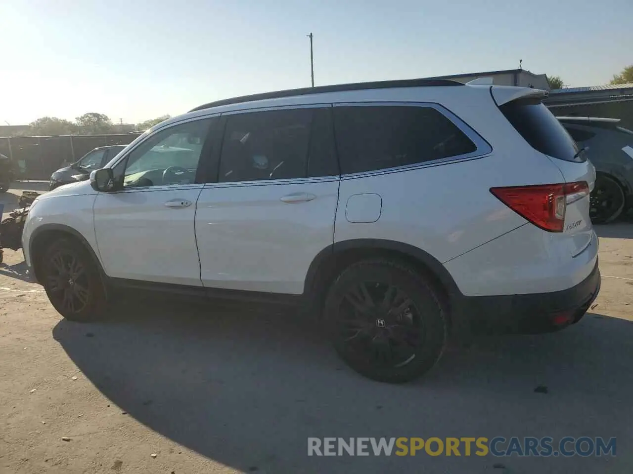 2 Photograph of a damaged car 5FNYF5H26MB012004 HONDA PILOT 2021