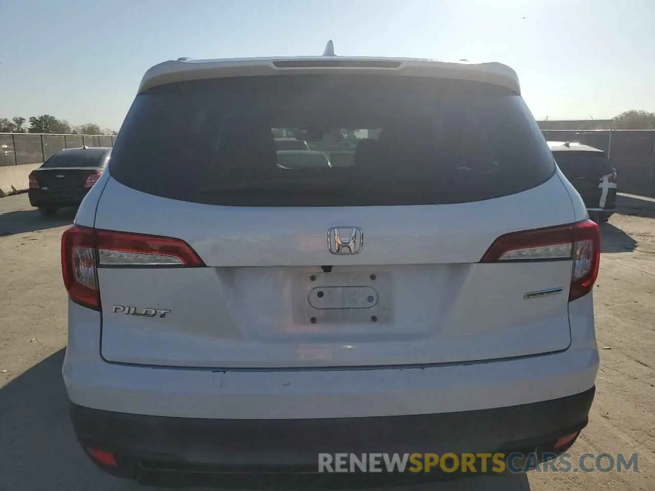 6 Photograph of a damaged car 5FNYF5H26MB012004 HONDA PILOT 2021