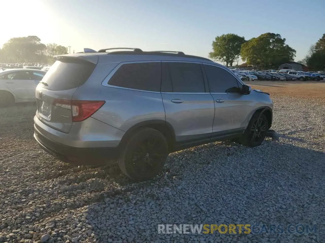 3 Photograph of a damaged car 5FNYF5H26MB031331 HONDA PILOT 2021