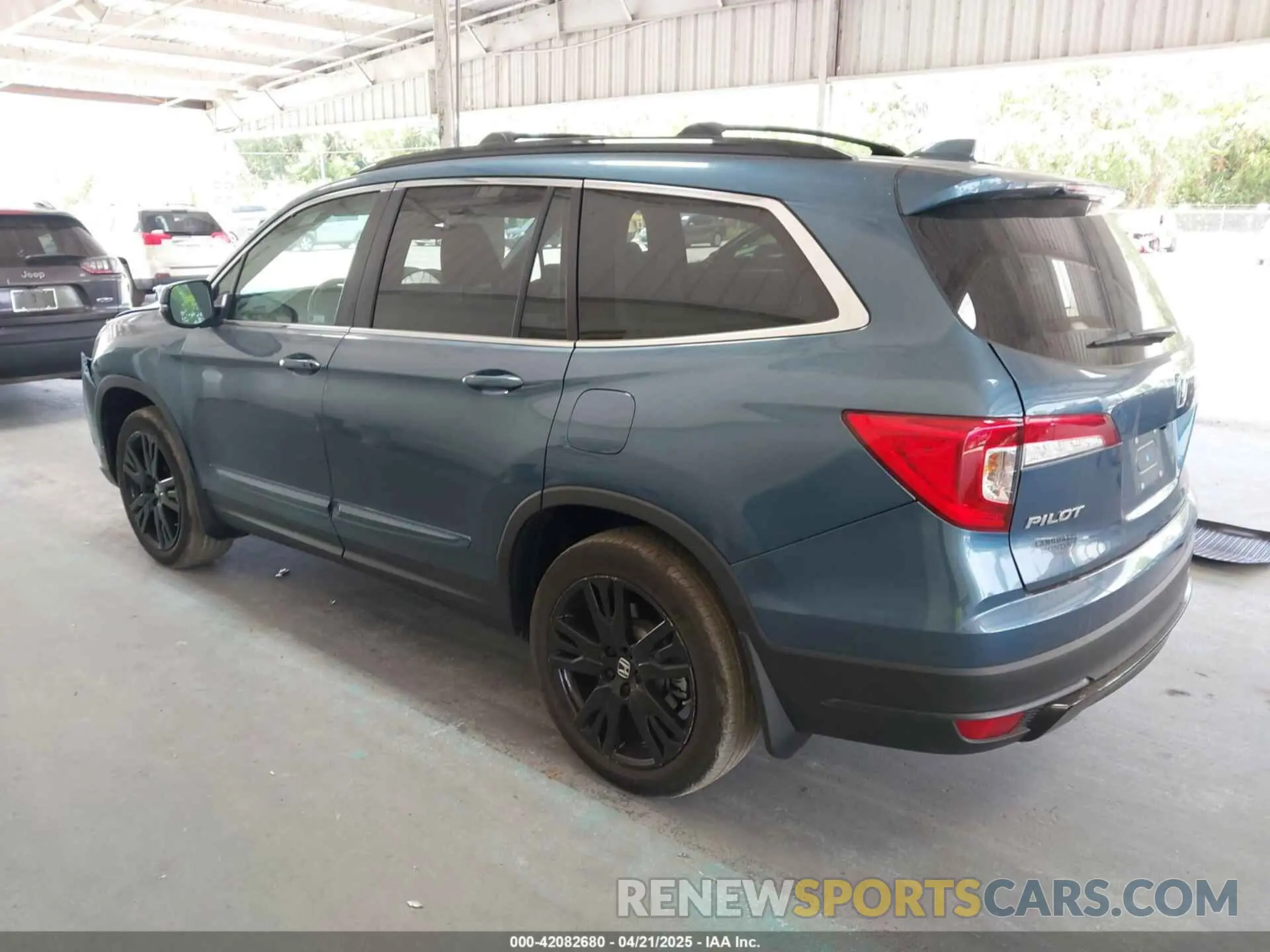 3 Photograph of a damaged car 5FNYF5H27MB011413 HONDA PILOT 2021