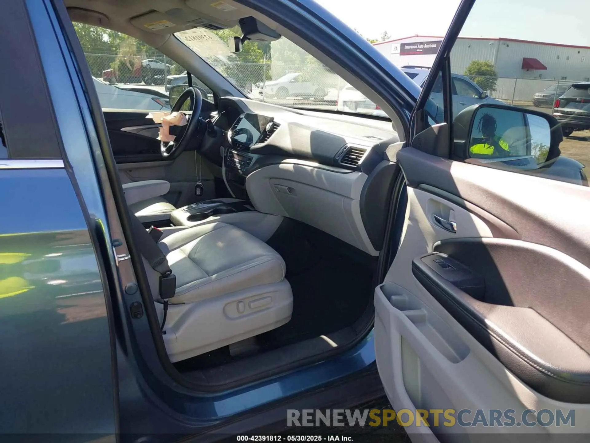 5 Photograph of a damaged car 5FNYF5H27MB012769 HONDA PILOT 2021