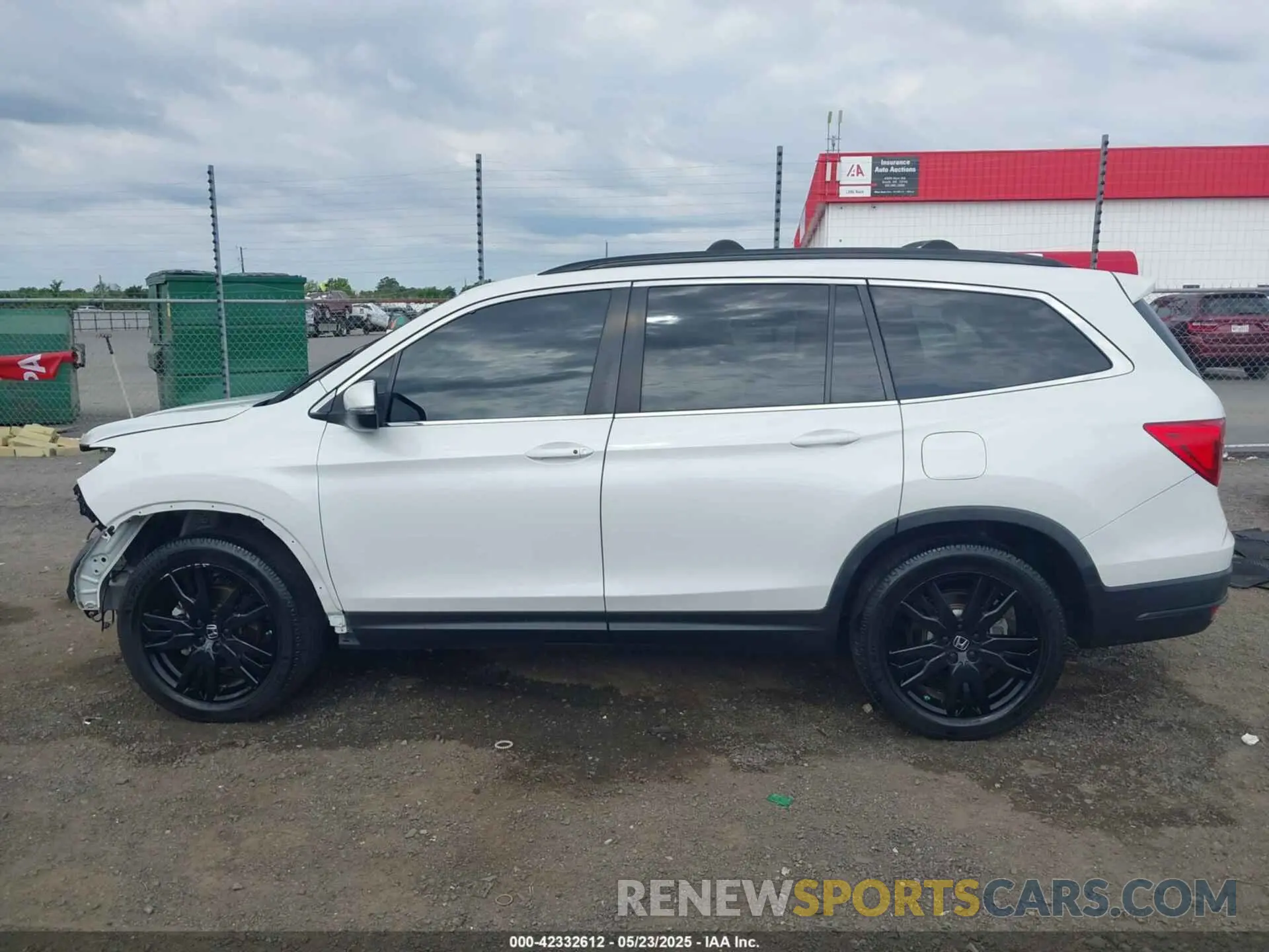 15 Photograph of a damaged car 5FNYF5H29MB005354 HONDA PILOT 2021