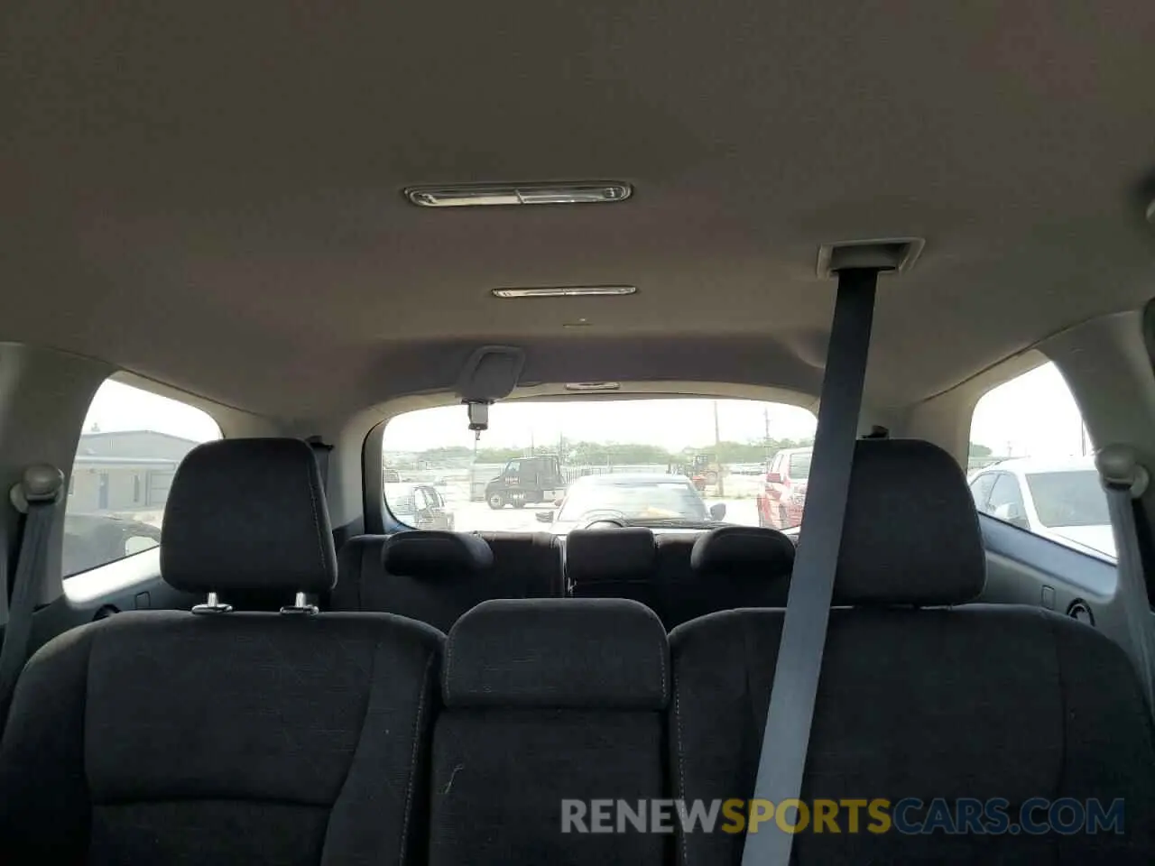 10 Photograph of a damaged car 5FNYF5H30MB034816 HONDA PILOT 2021