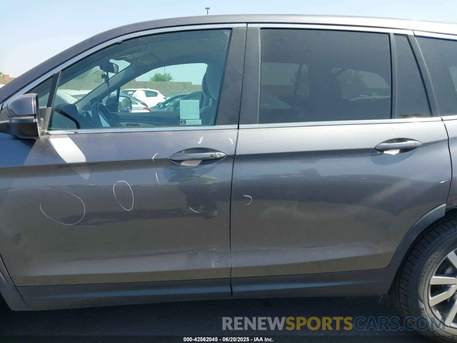 15 Photograph of a damaged car 5FNYF5H31MB004675 HONDA PILOT 2021