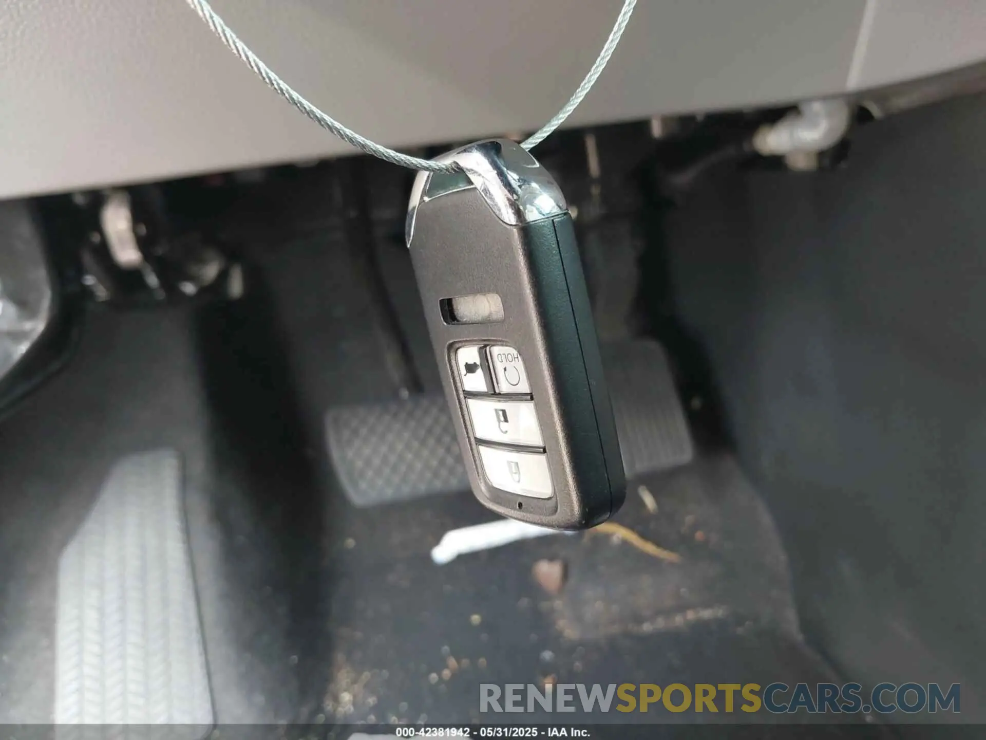 11 Photograph of a damaged car 5FNYF5H32MB033280 HONDA PILOT 2021