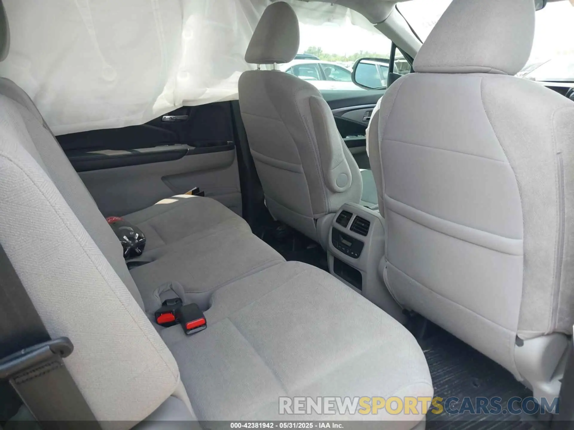 8 Photograph of a damaged car 5FNYF5H32MB033280 HONDA PILOT 2021