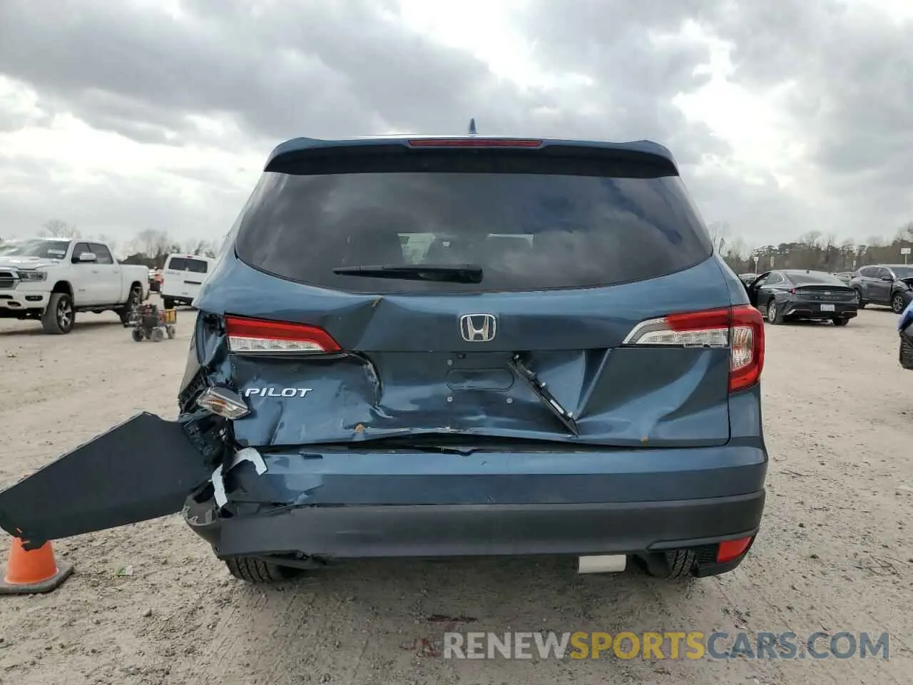 6 Photograph of a damaged car 5FNYF5H33MB047382 HONDA PILOT 2021