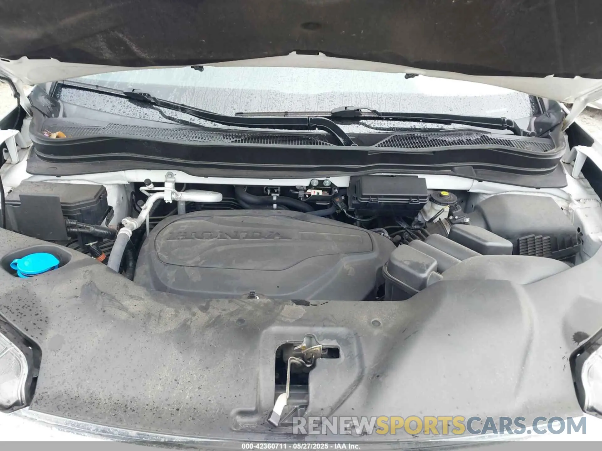 10 Photograph of a damaged car 5FNYF5H35MB016697 HONDA PILOT 2021