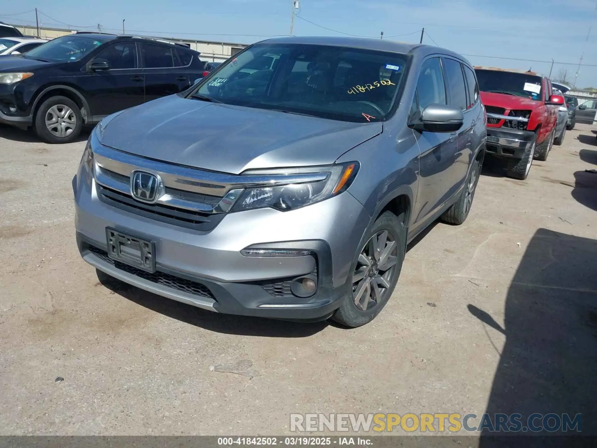 2 Photograph of a damaged car 5FNYF5H36MB003411 HONDA PILOT 2021