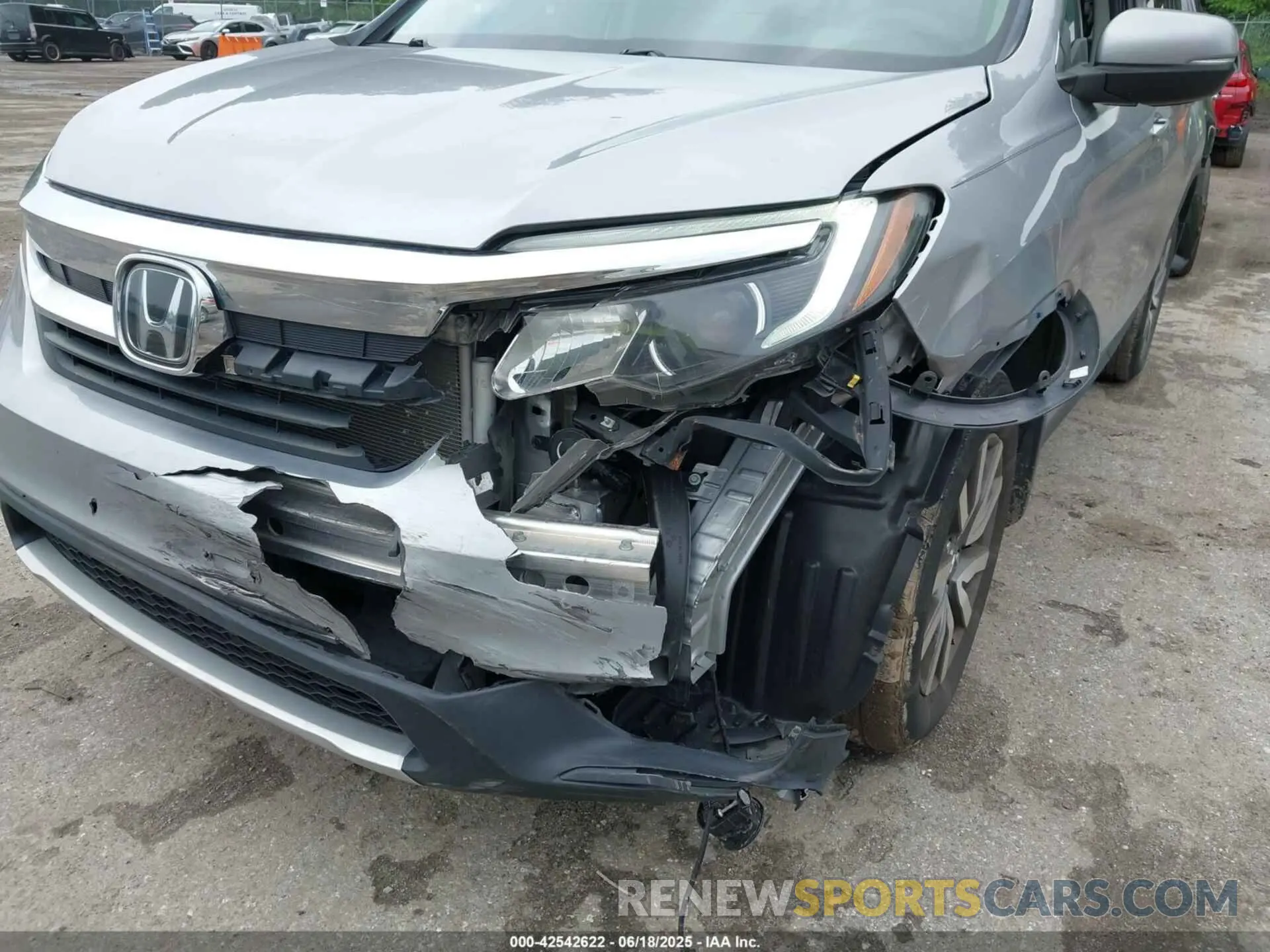 6 Photograph of a damaged car 5FNYF5H36MB039437 HONDA PILOT 2021