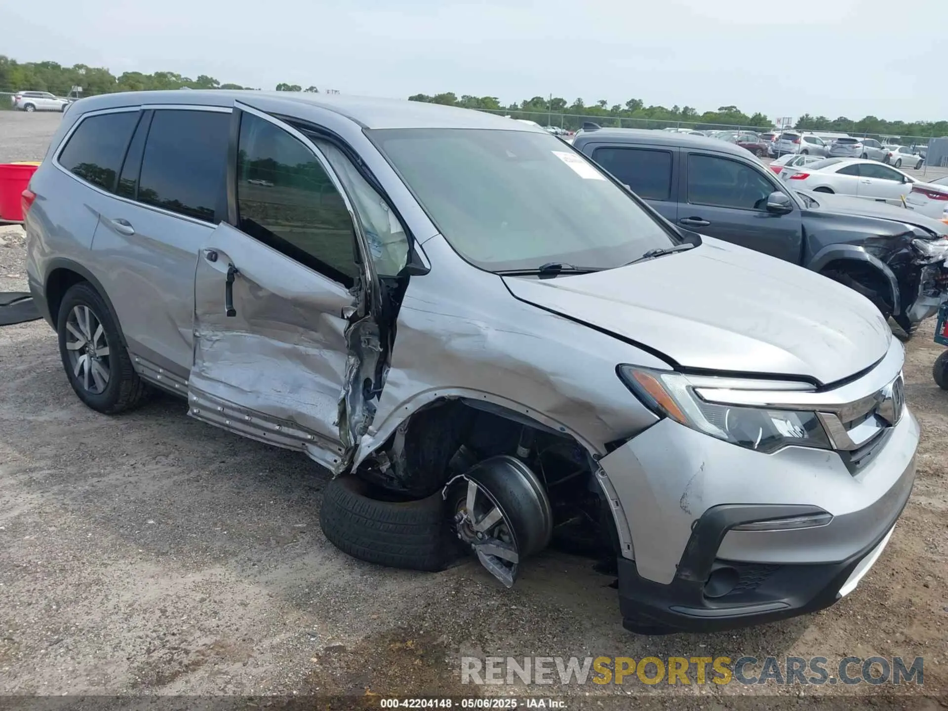 1 Photograph of a damaged car 5FNYF5H3XMB030112 HONDA PILOT 2021