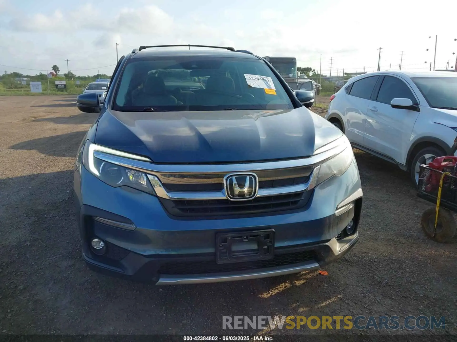 12 Photograph of a damaged car 5FNYF5H3XMB043779 HONDA PILOT 2021
