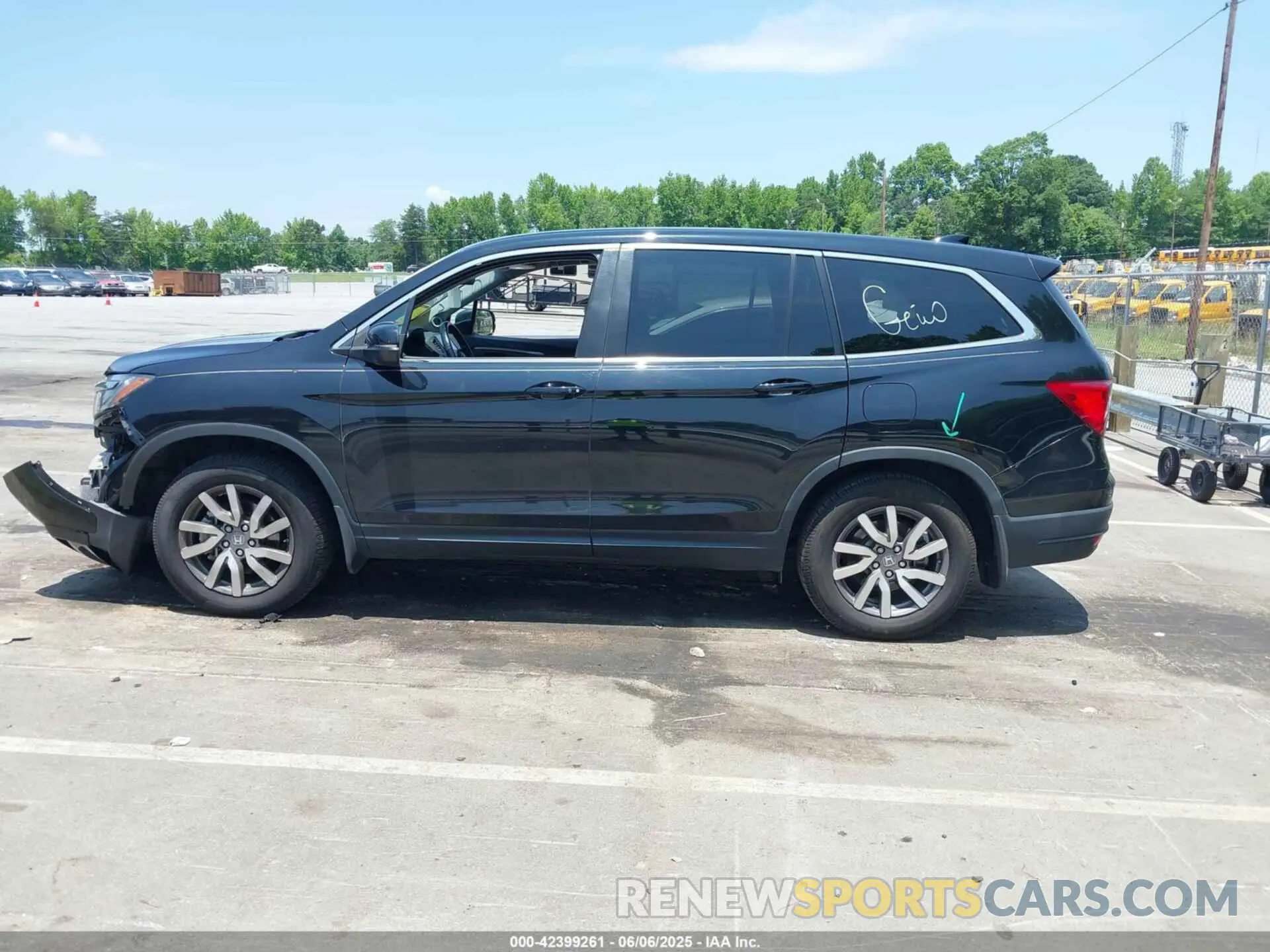 14 Photograph of a damaged car 5FNYF5H50MB009612 HONDA PILOT 2021