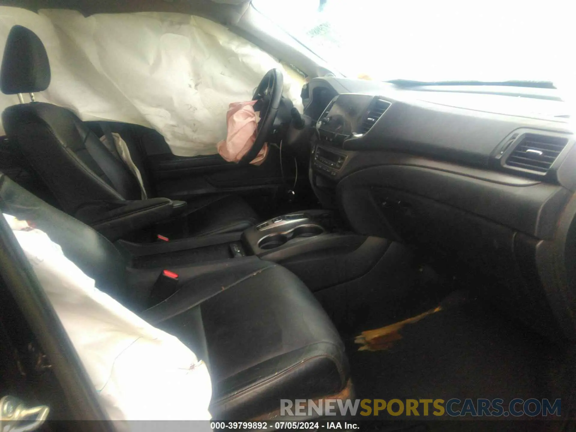 5 Photograph of a damaged car 5FNYF5H50MB011165 HONDA PILOT 2021