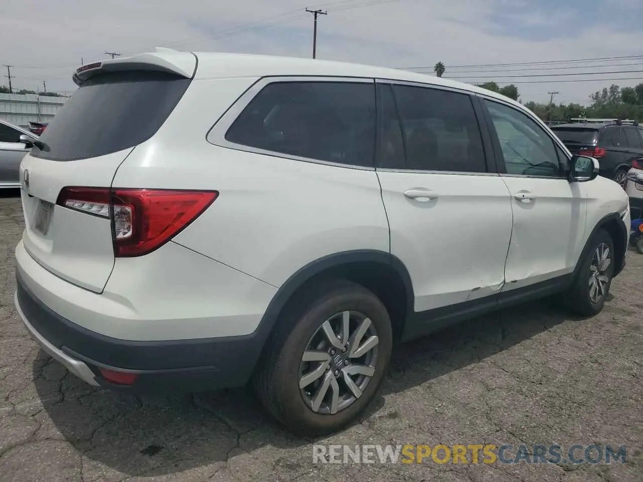 3 Photograph of a damaged car 5FNYF5H51MB006072 HONDA PILOT 2021