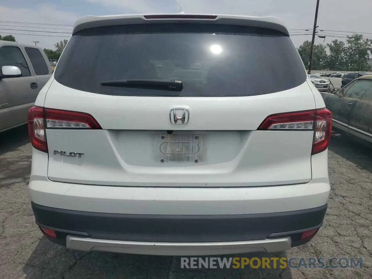 6 Photograph of a damaged car 5FNYF5H51MB006072 HONDA PILOT 2021