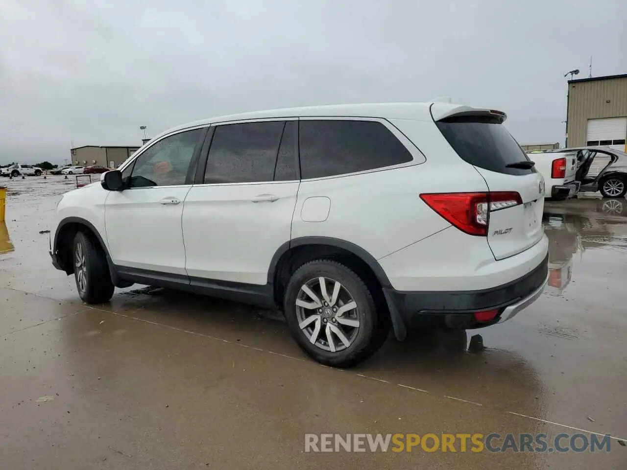 2 Photograph of a damaged car 5FNYF5H51MB022045 HONDA PILOT 2021