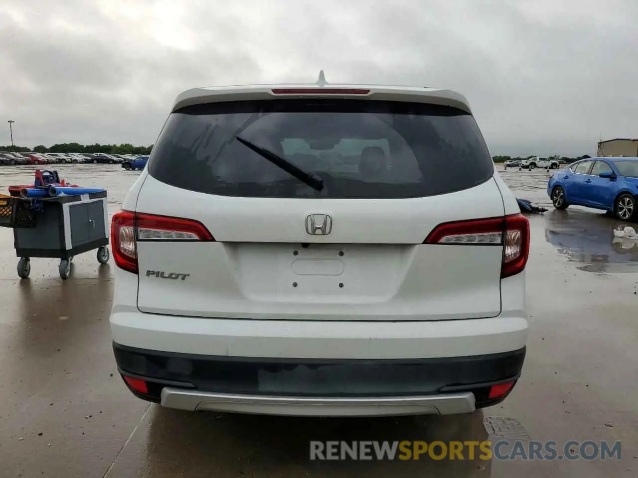 6 Photograph of a damaged car 5FNYF5H51MB022045 HONDA PILOT 2021