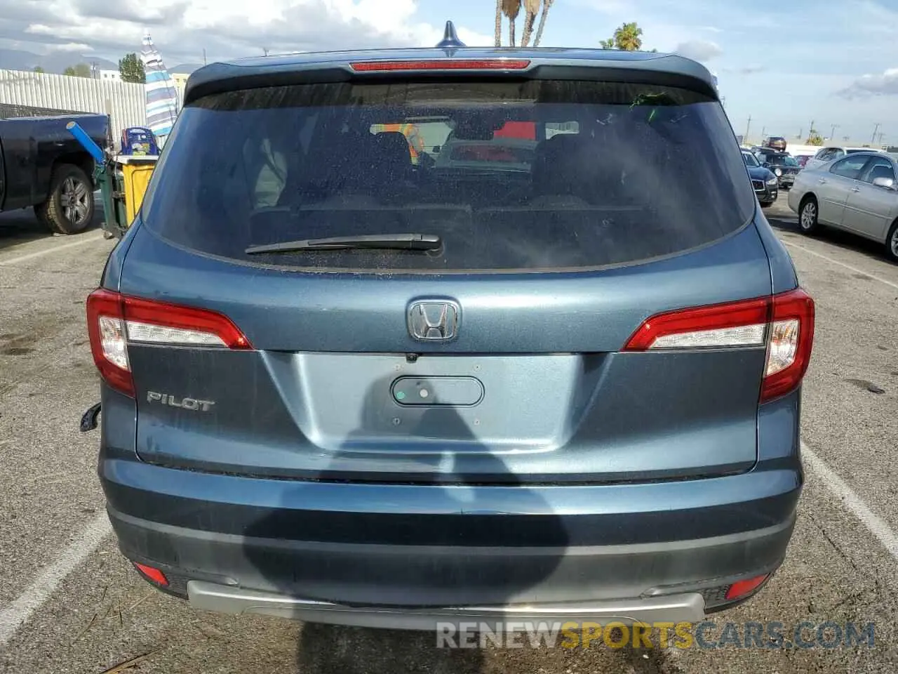 6 Photograph of a damaged car 5FNYF5H51MB042442 HONDA PILOT 2021