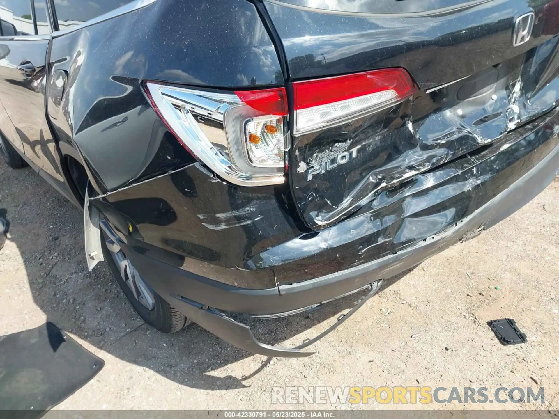 6 Photograph of a damaged car 5FNYF5H52MB009644 HONDA PILOT 2021