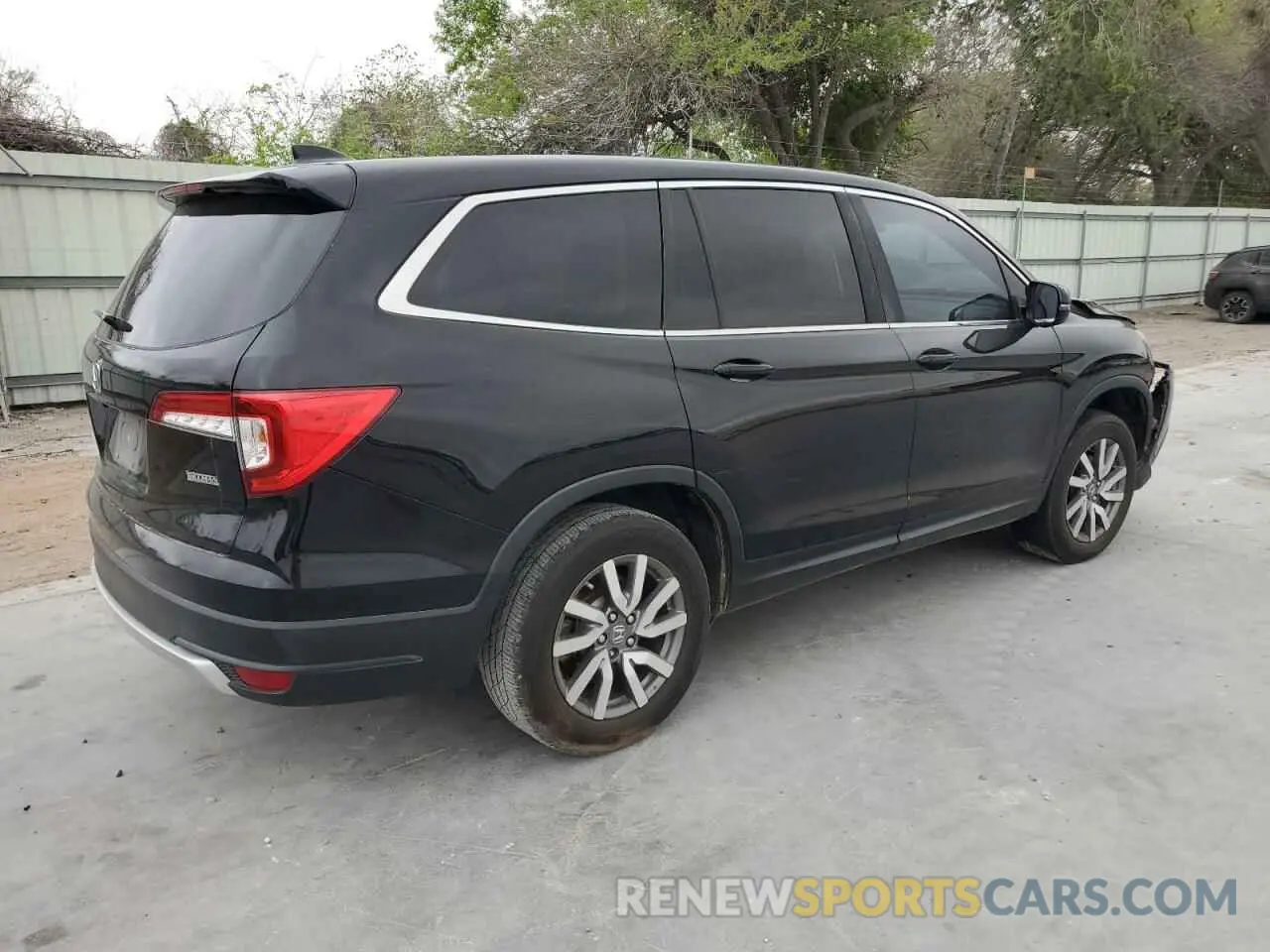 3 Photograph of a damaged car 5FNYF5H52MB029425 HONDA PILOT 2021
