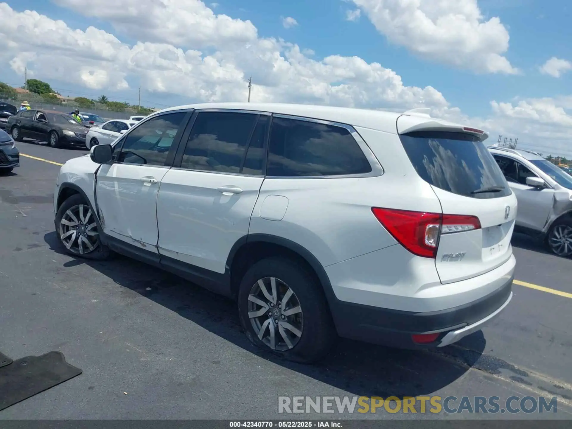 3 Photograph of a damaged car 5FNYF5H52MB039338 HONDA PILOT 2021