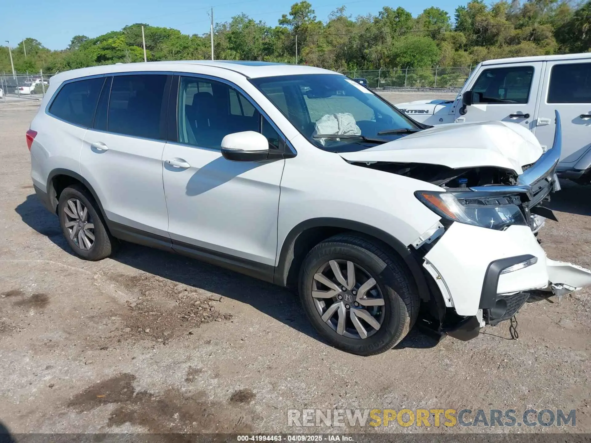 1 Photograph of a damaged car 5FNYF5H53MB006638 HONDA PILOT 2021