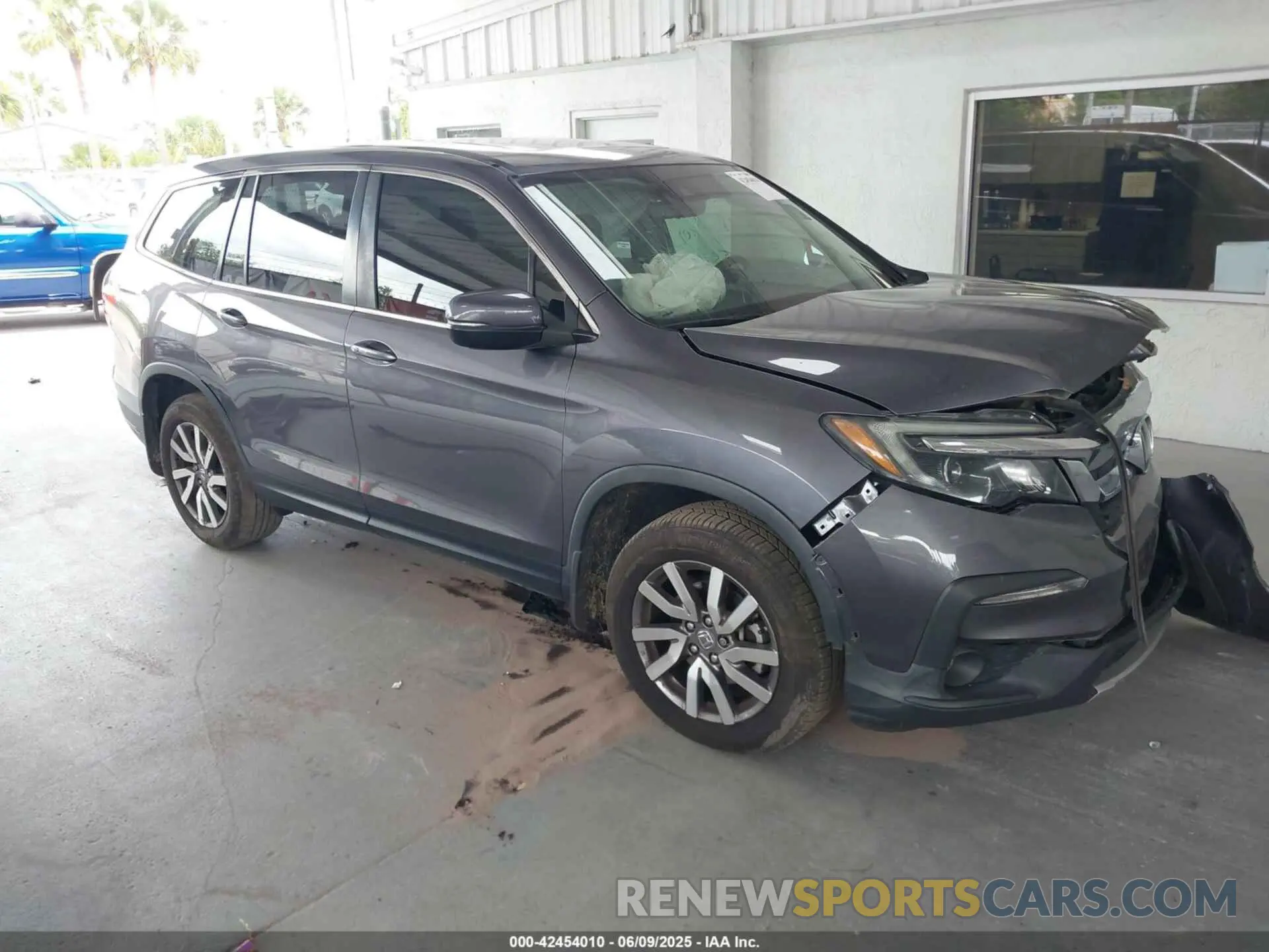 1 Photograph of a damaged car 5FNYF5H53MB030907 HONDA PILOT 2021