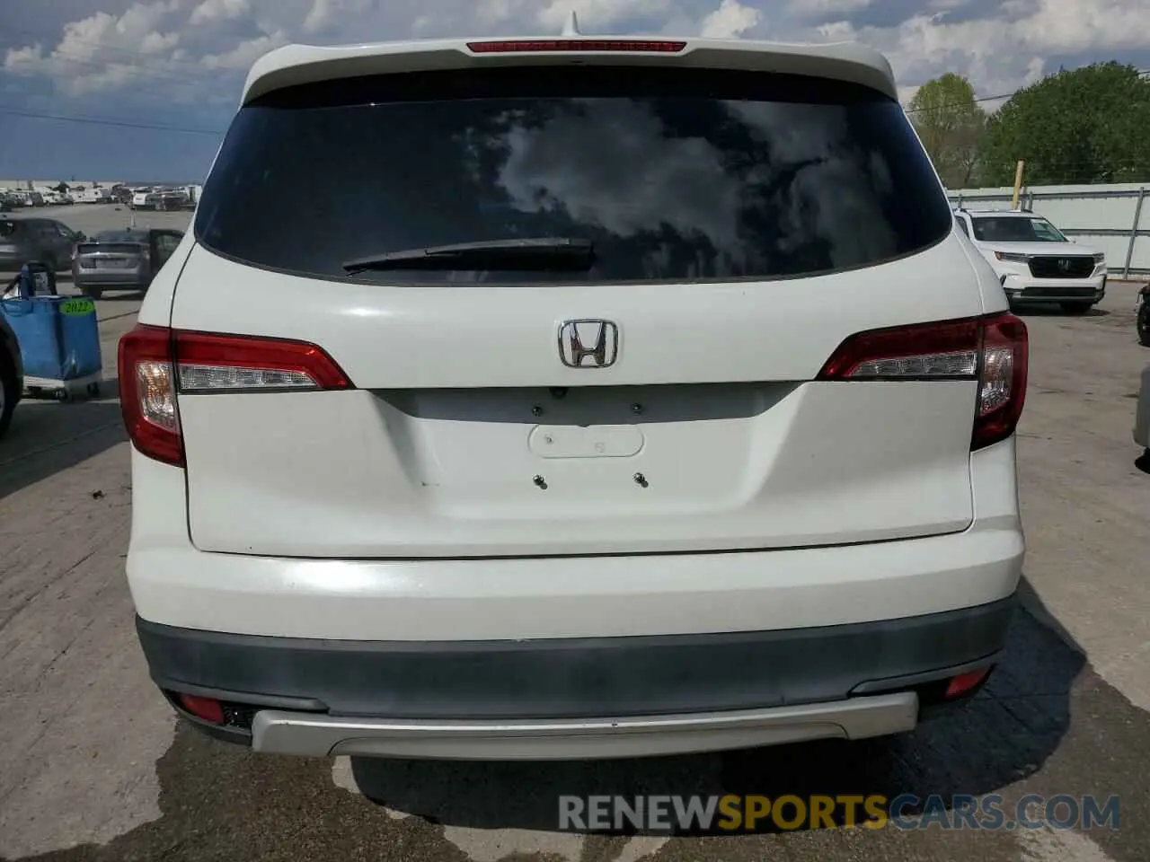6 Photograph of a damaged car 5FNYF5H54MB002775 HONDA PILOT 2021