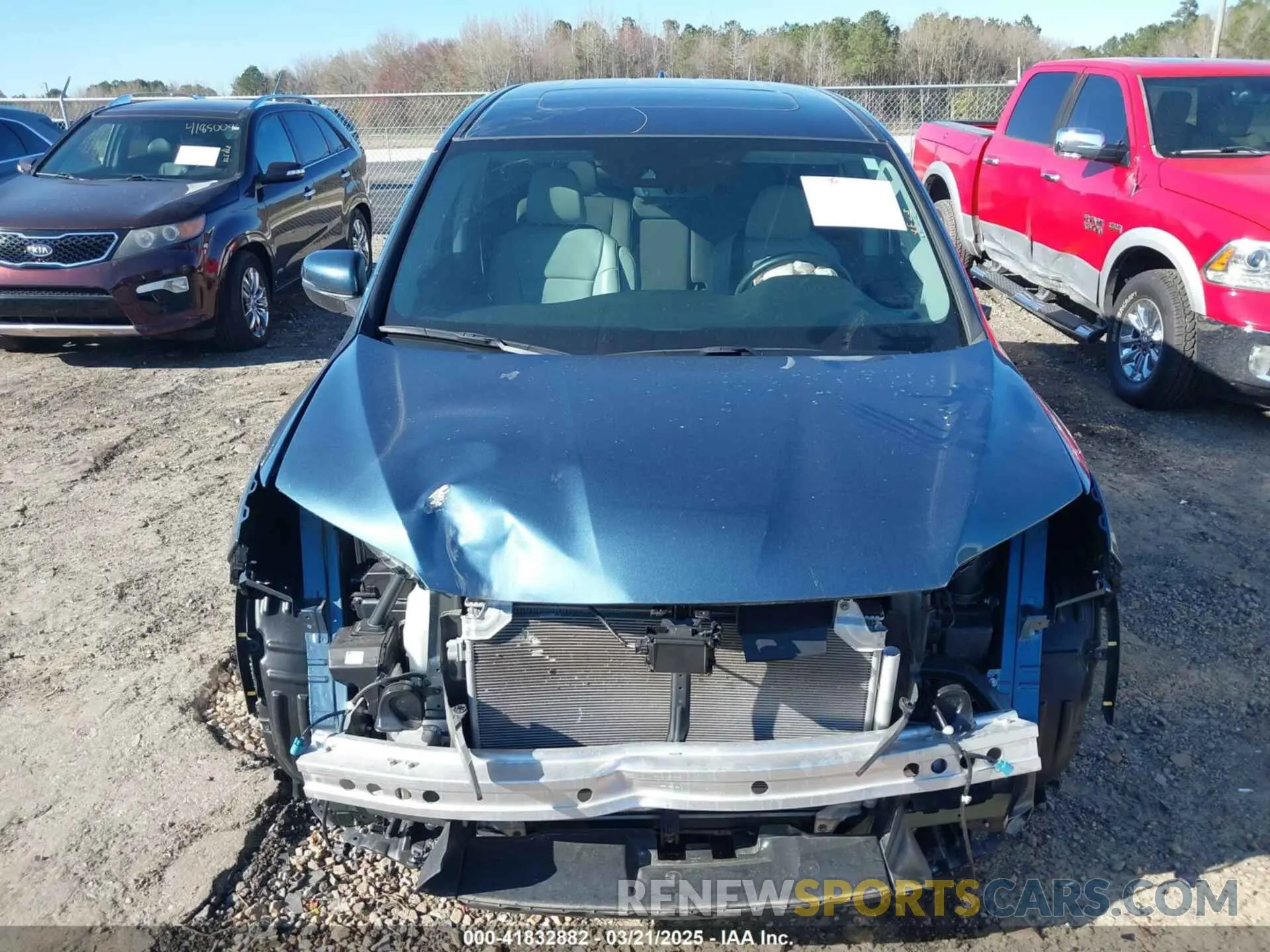 13 Photograph of a damaged car 5FNYF5H55MB031914 HONDA PILOT 2021
