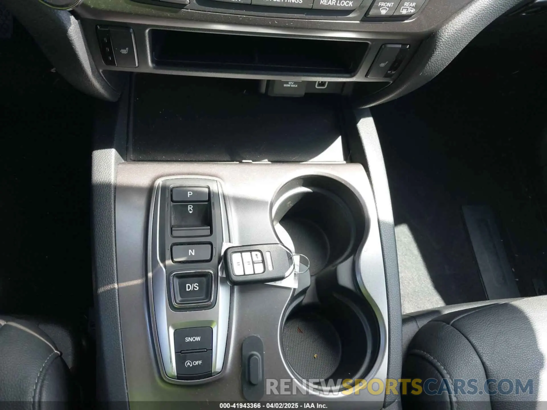 11 Photograph of a damaged car 5FNYF5H57MB046740 HONDA PILOT 2021