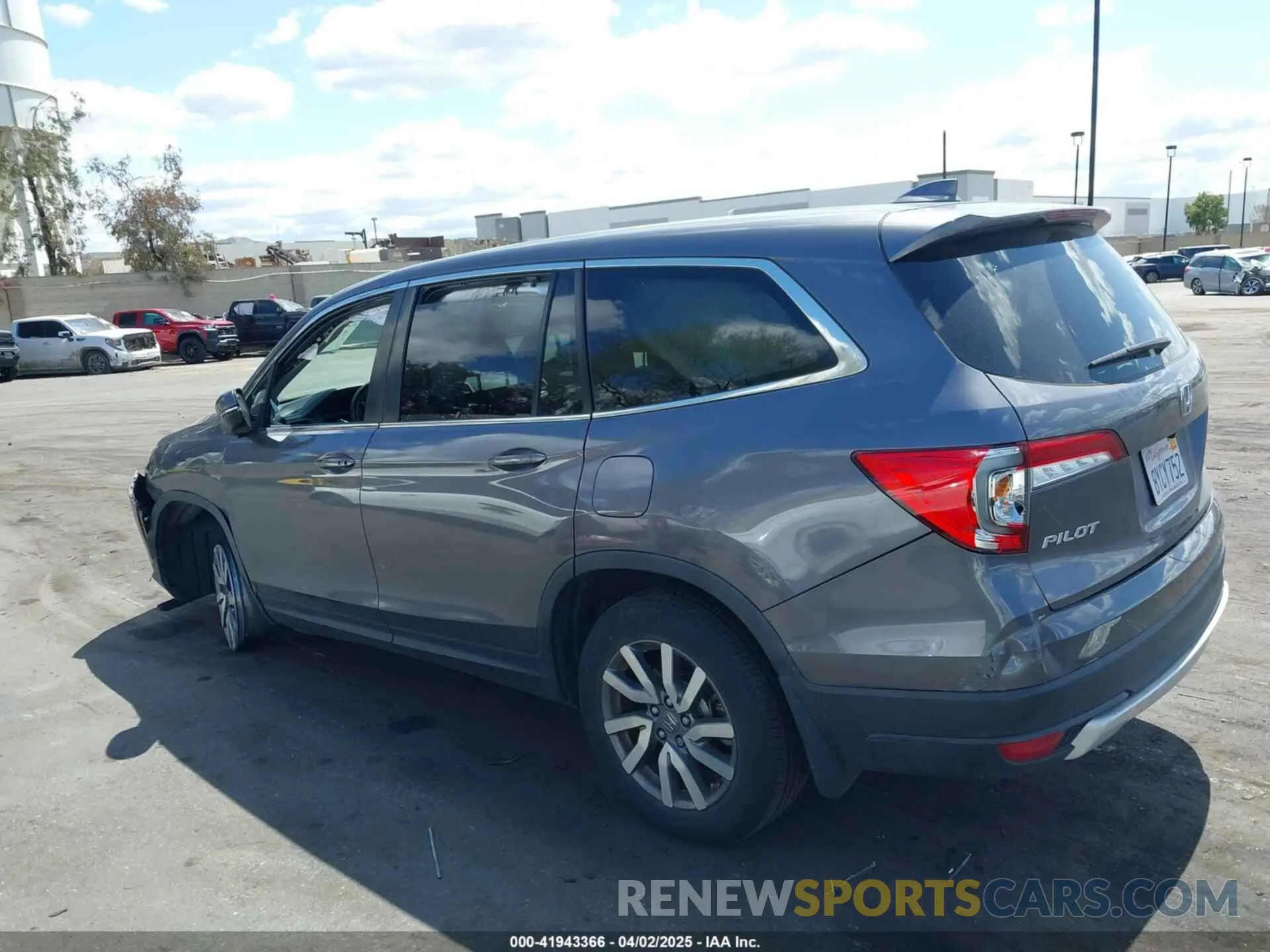 15 Photograph of a damaged car 5FNYF5H57MB046740 HONDA PILOT 2021