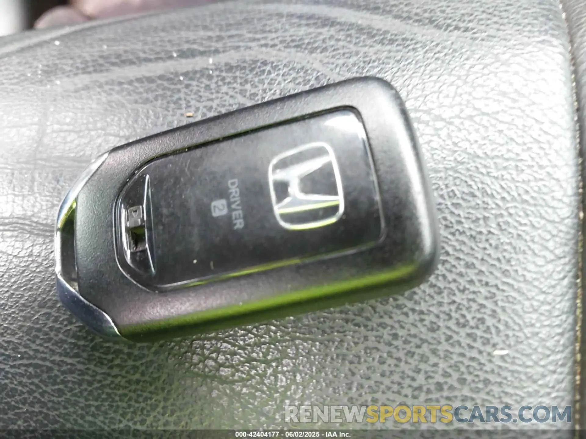 11 Photograph of a damaged car 5FNYF5H58MB027498 HONDA PILOT 2021
