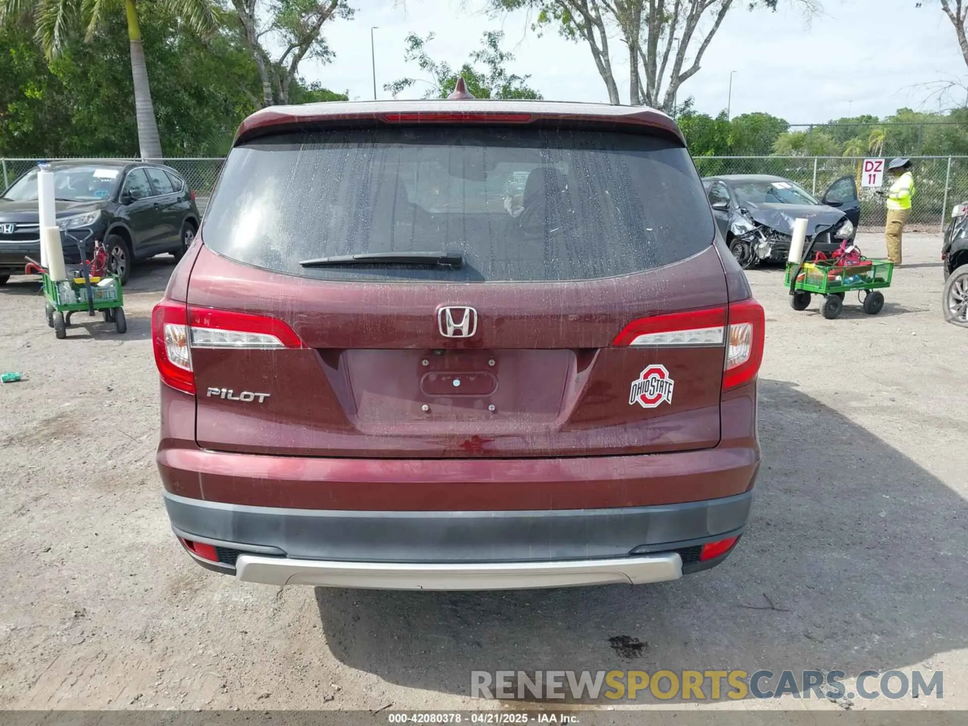 16 Photograph of a damaged car 5FNYF5H59MB025937 HONDA PILOT 2021