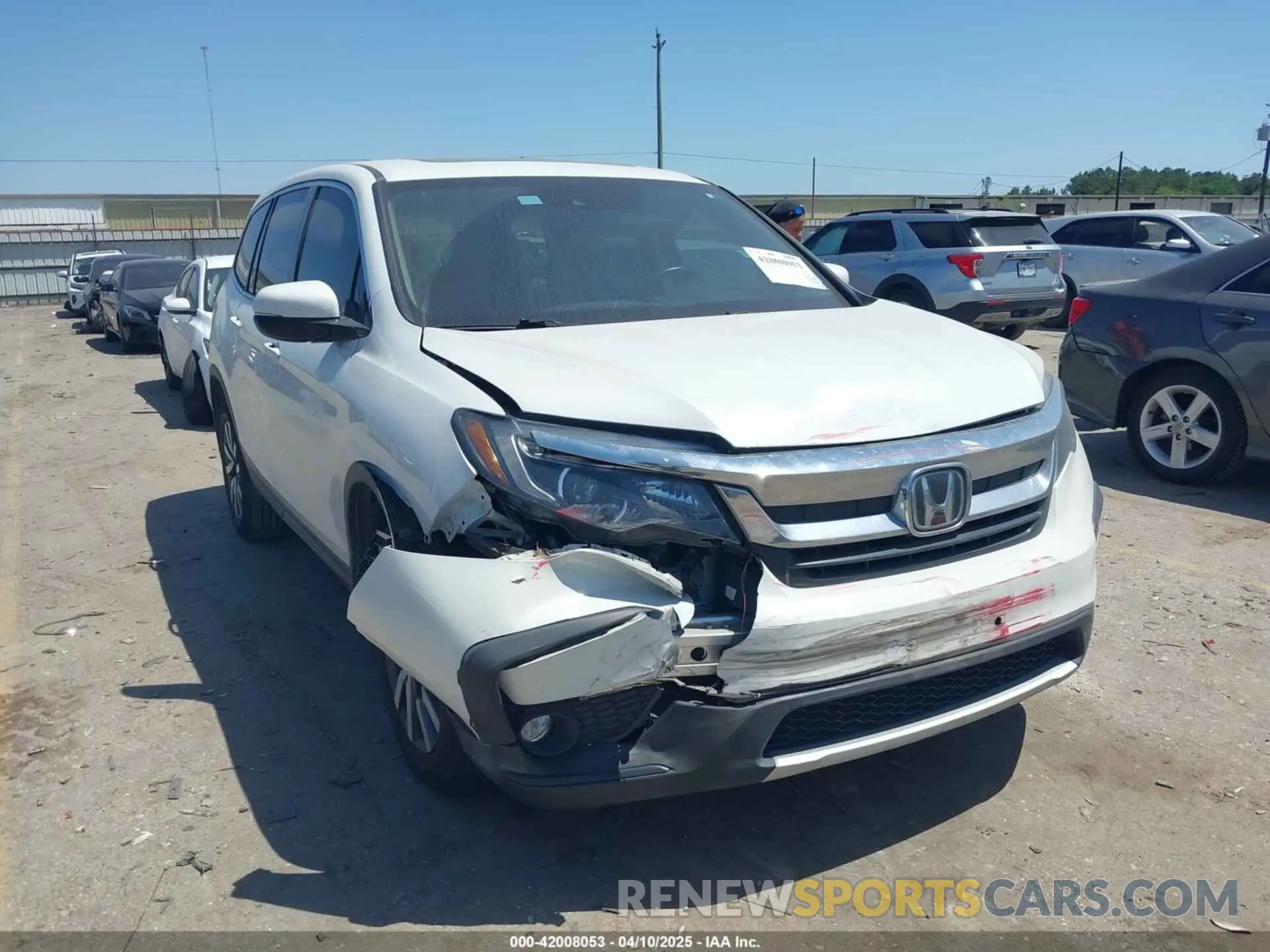 1 Photograph of a damaged car 5FNYF5H59MB040132 HONDA PILOT 2021