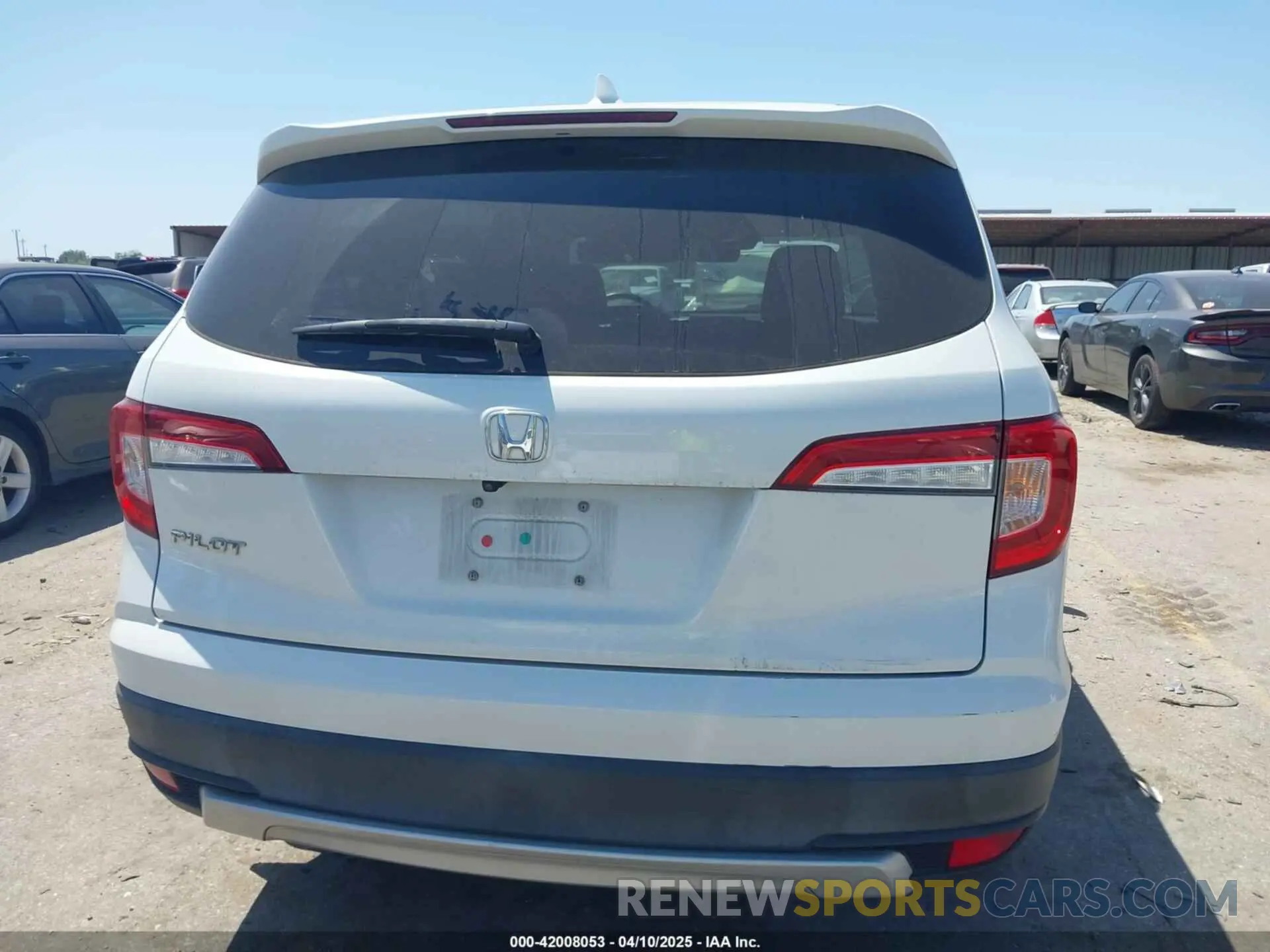 15 Photograph of a damaged car 5FNYF5H59MB040132 HONDA PILOT 2021