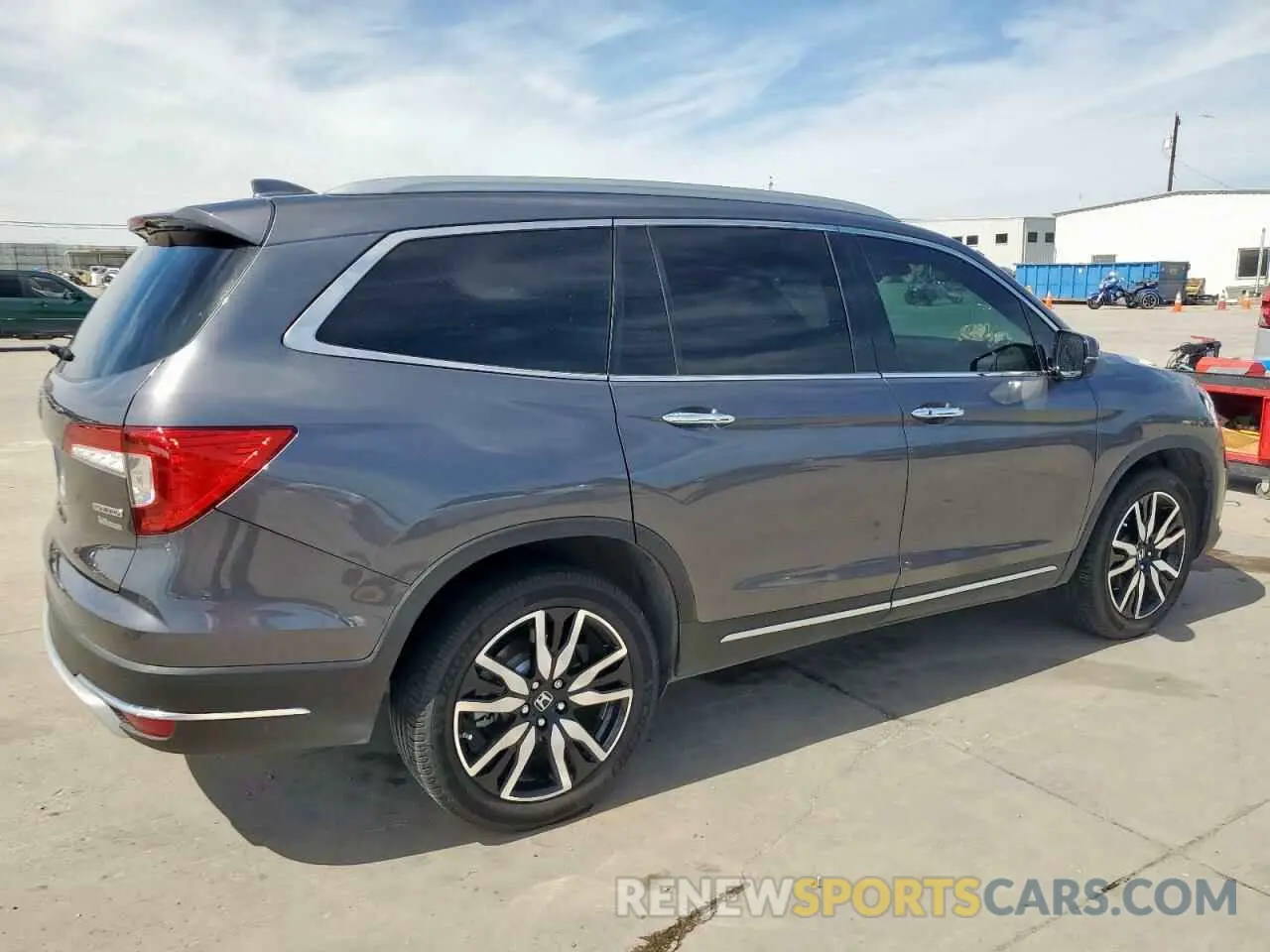 3 Photograph of a damaged car 5FNYF5H60MB014706 HONDA PILOT 2021