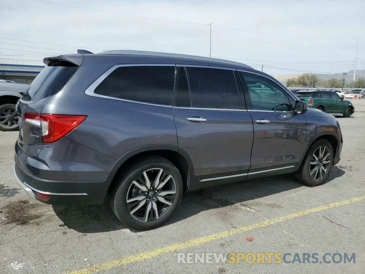 3 Photograph of a damaged car 5FNYF5H63MB024758 HONDA PILOT 2021