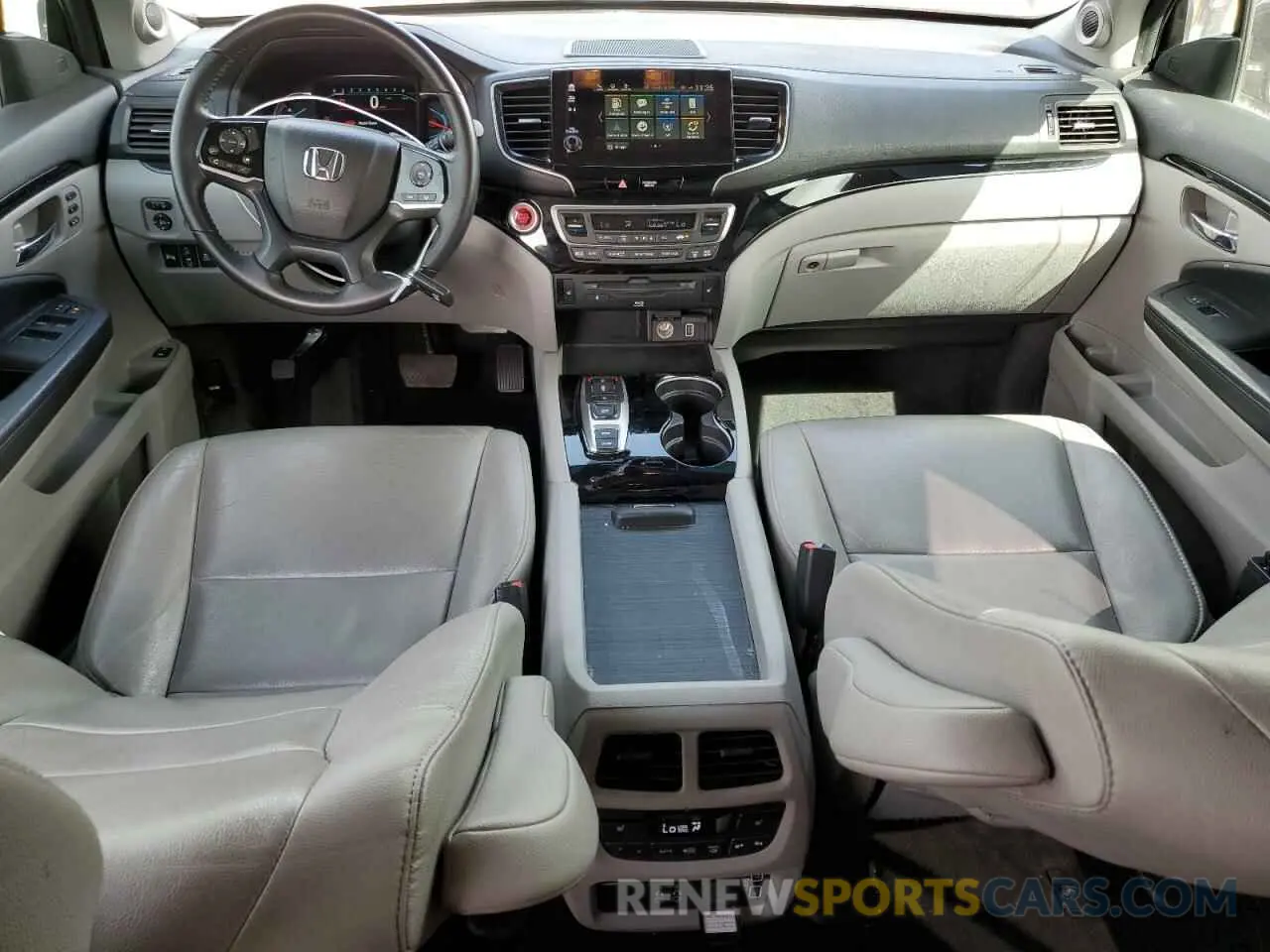 8 Photograph of a damaged car 5FNYF5H63MB024758 HONDA PILOT 2021