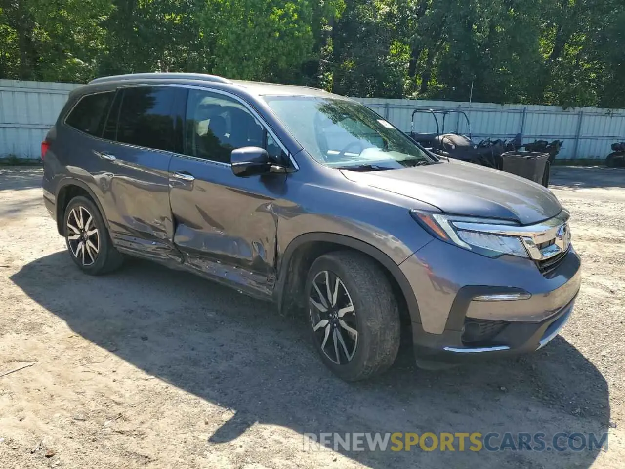 4 Photograph of a damaged car 5FNYF5H67MB014007 HONDA PILOT 2021