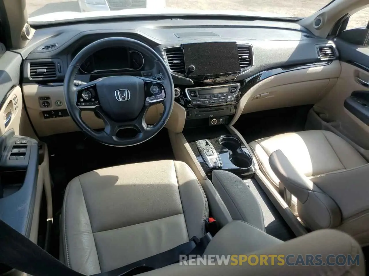 8 Photograph of a damaged car 5FNYF5H68MB041796 HONDA PILOT 2021