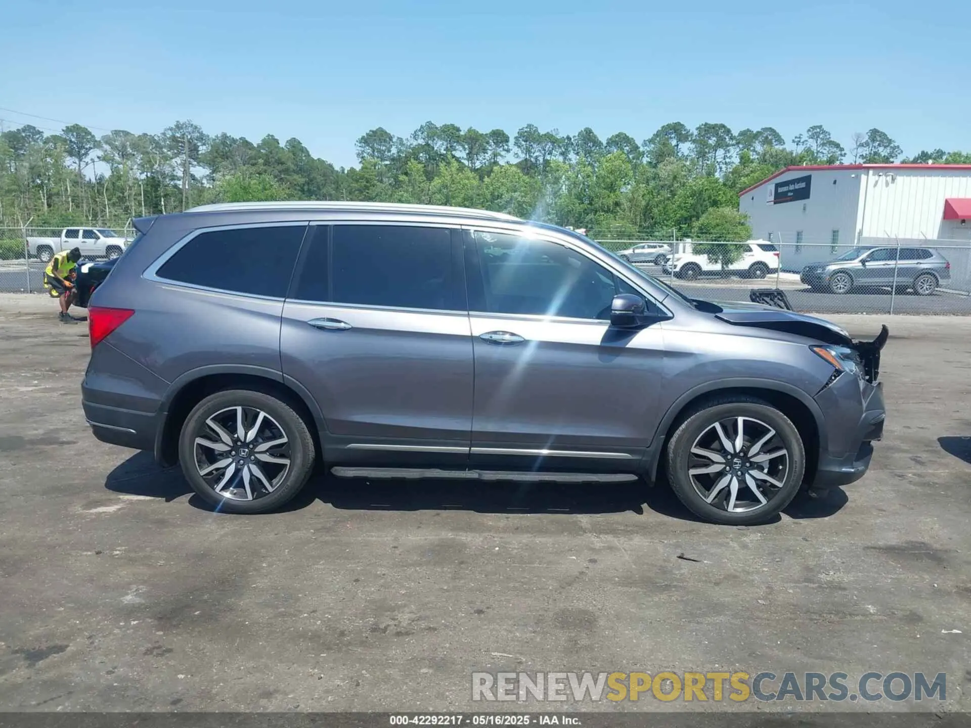12 Photograph of a damaged car 5FNYF5H6XMB035630 HONDA PILOT 2021
