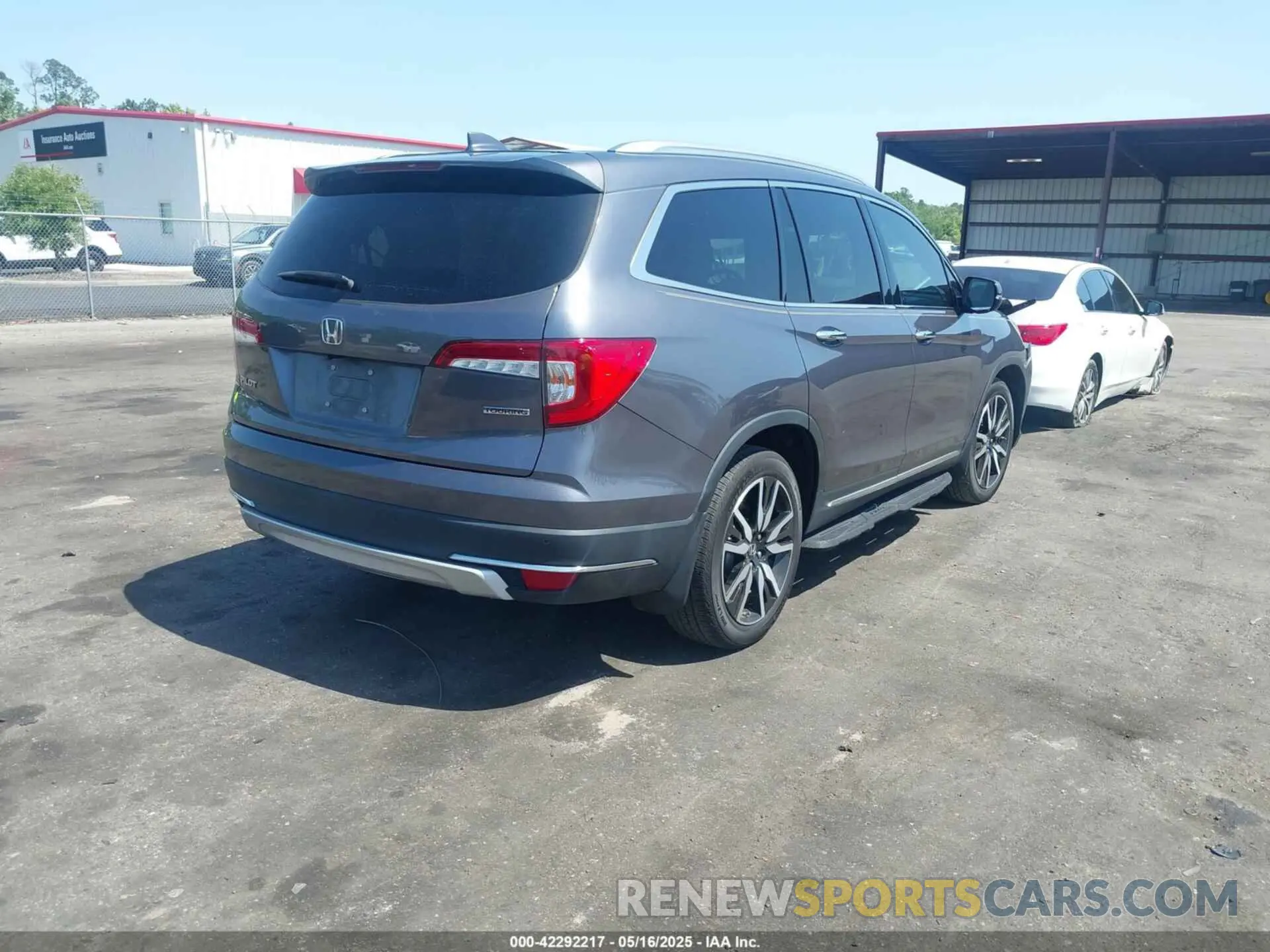 4 Photograph of a damaged car 5FNYF5H6XMB035630 HONDA PILOT 2021