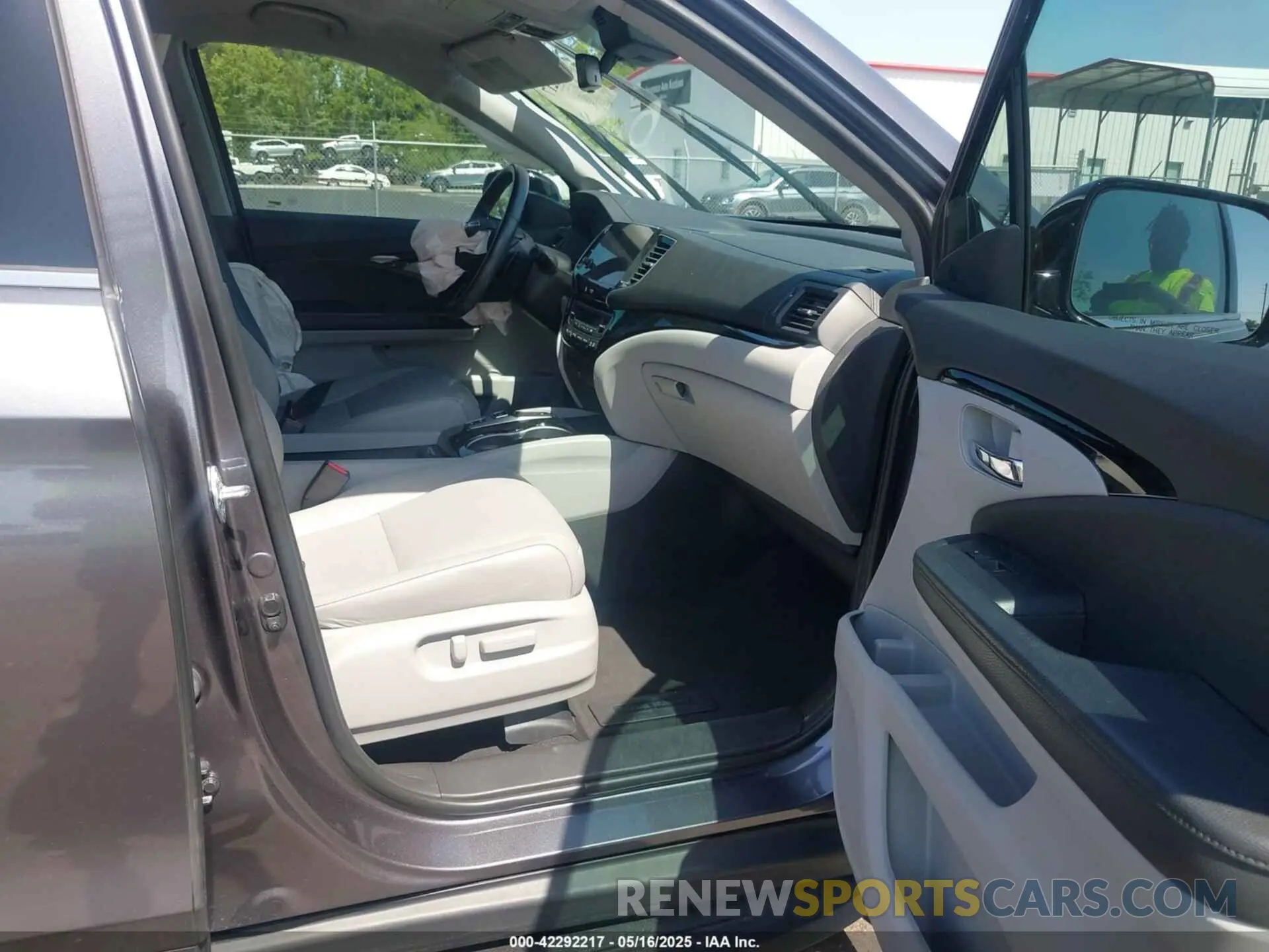 5 Photograph of a damaged car 5FNYF5H6XMB035630 HONDA PILOT 2021