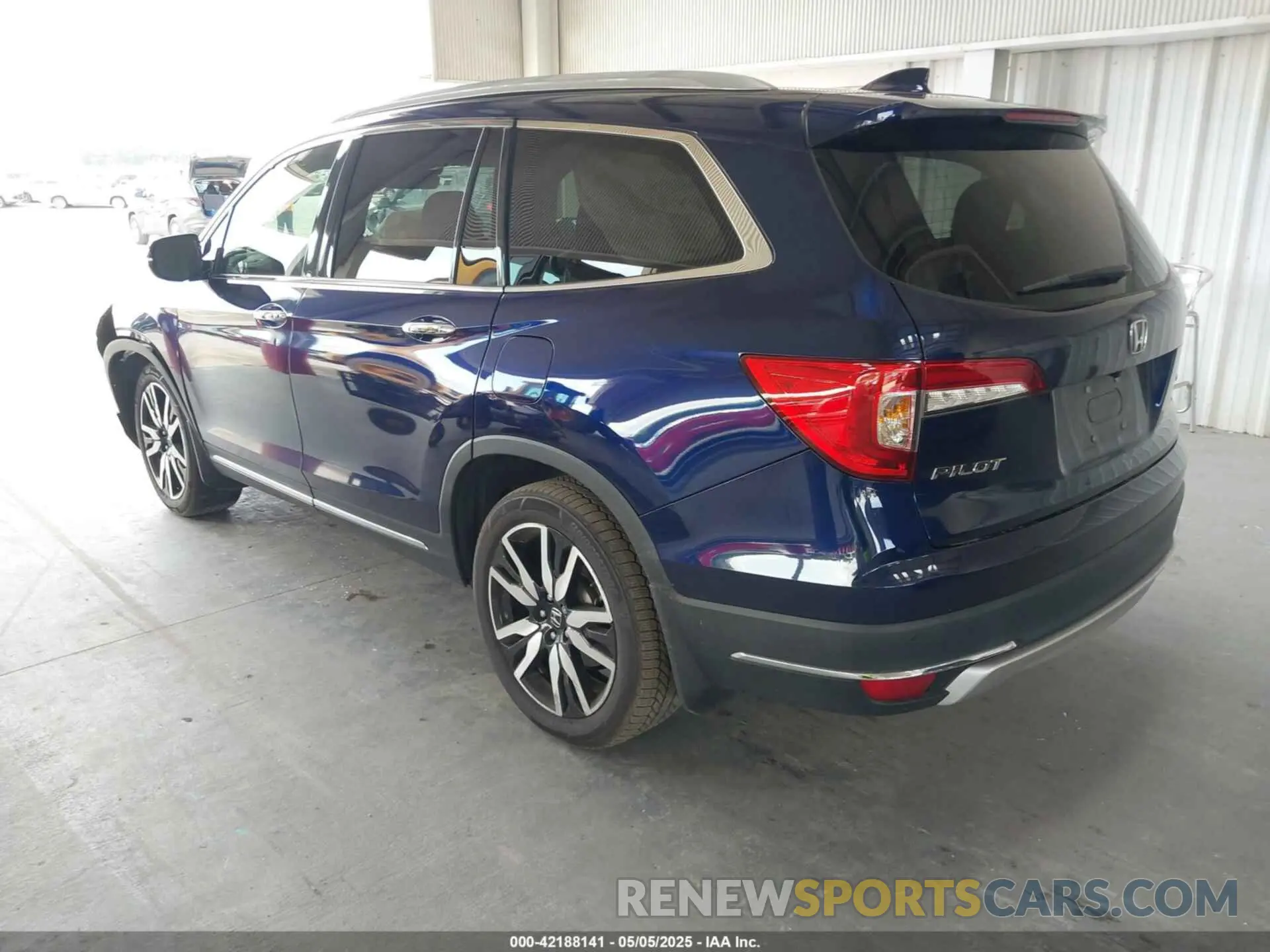 3 Photograph of a damaged car 5FNYF5H93MB002463 HONDA PILOT 2021