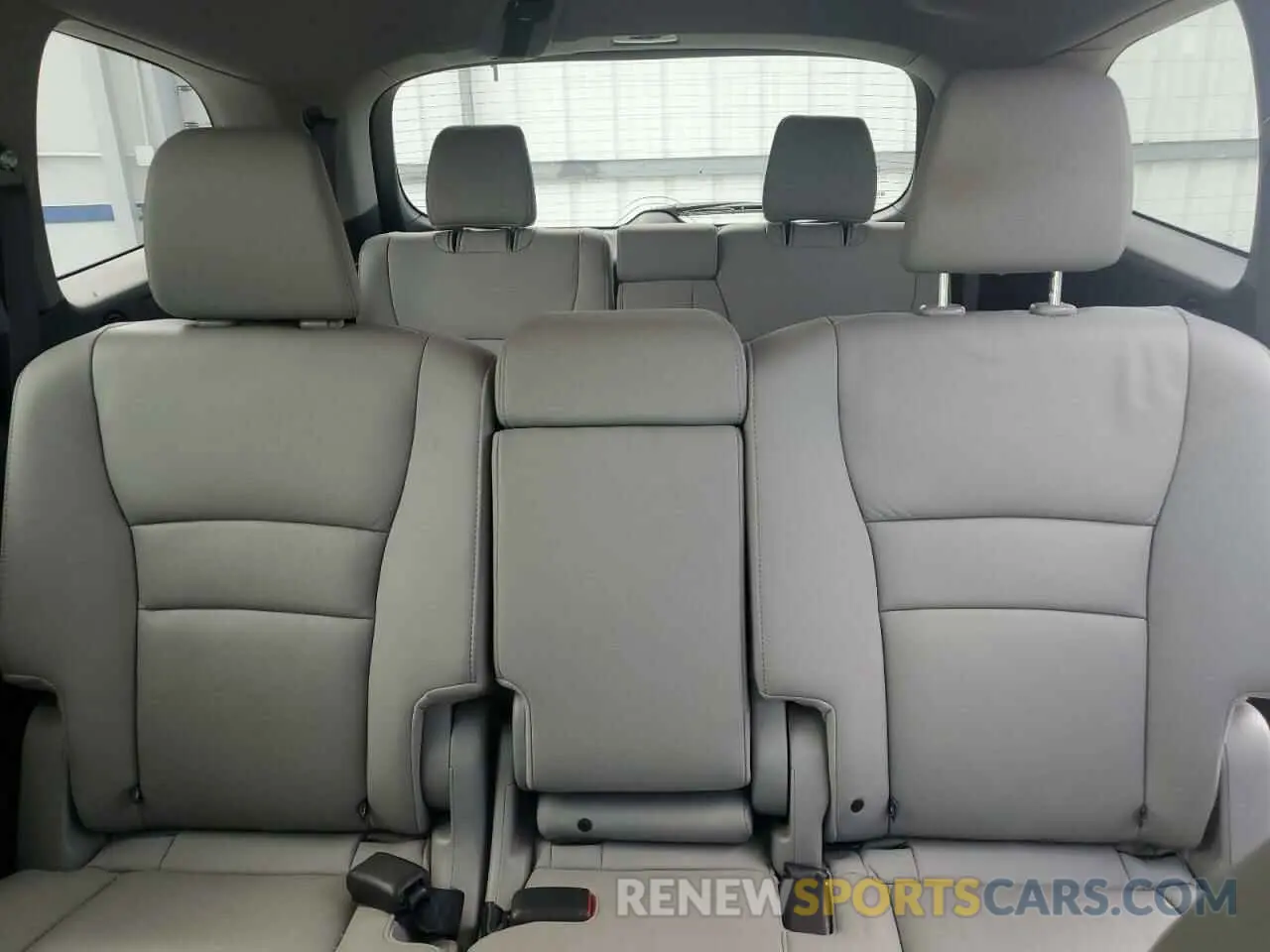 10 Photograph of a damaged car 5FNYF5H96MB001520 HONDA PILOT 2021
