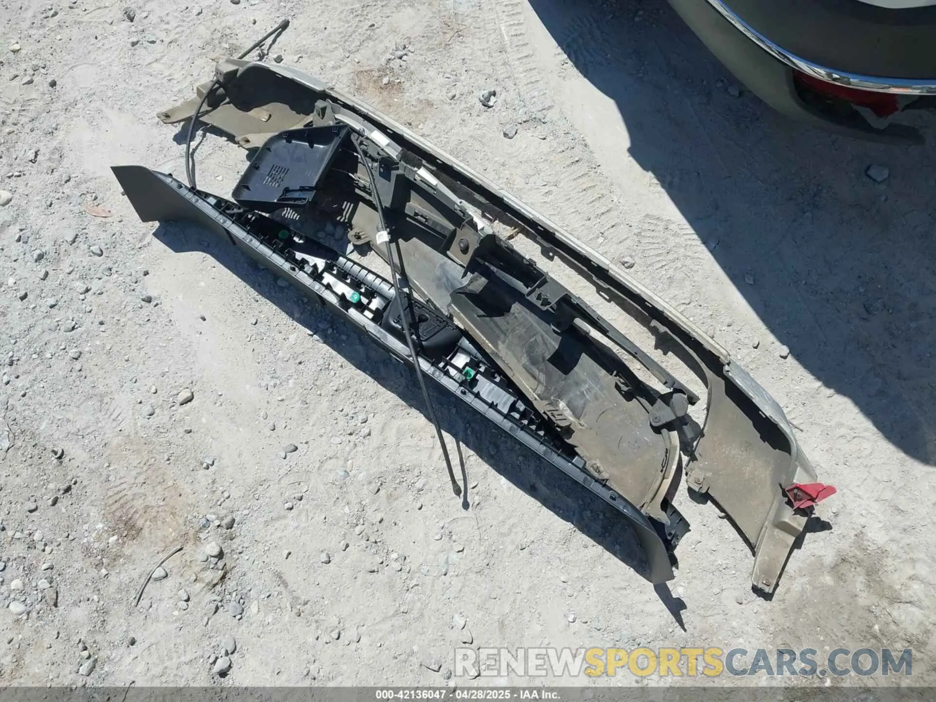 12 Photograph of a damaged car 5FNYF5H98MB037807 HONDA PILOT 2021
