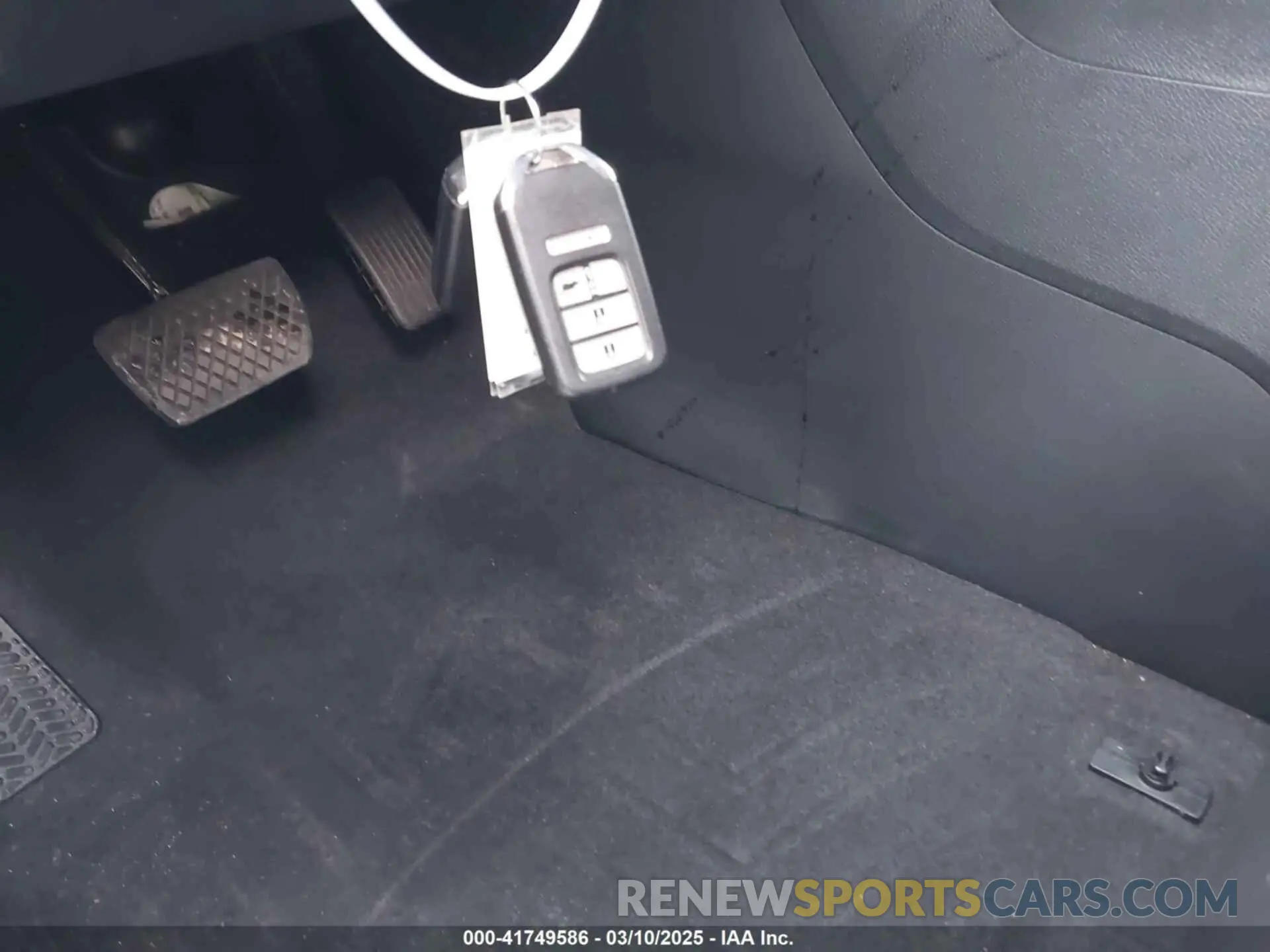 11 Photograph of a damaged car 5FNYF5H9XMB014190 HONDA PILOT 2021