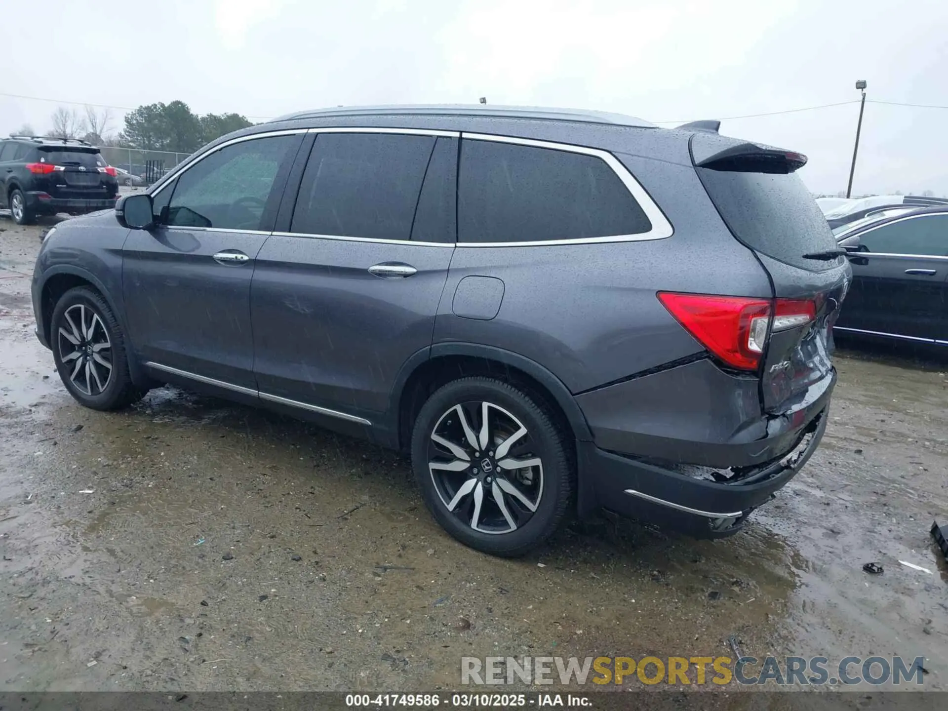 3 Photograph of a damaged car 5FNYF5H9XMB014190 HONDA PILOT 2021